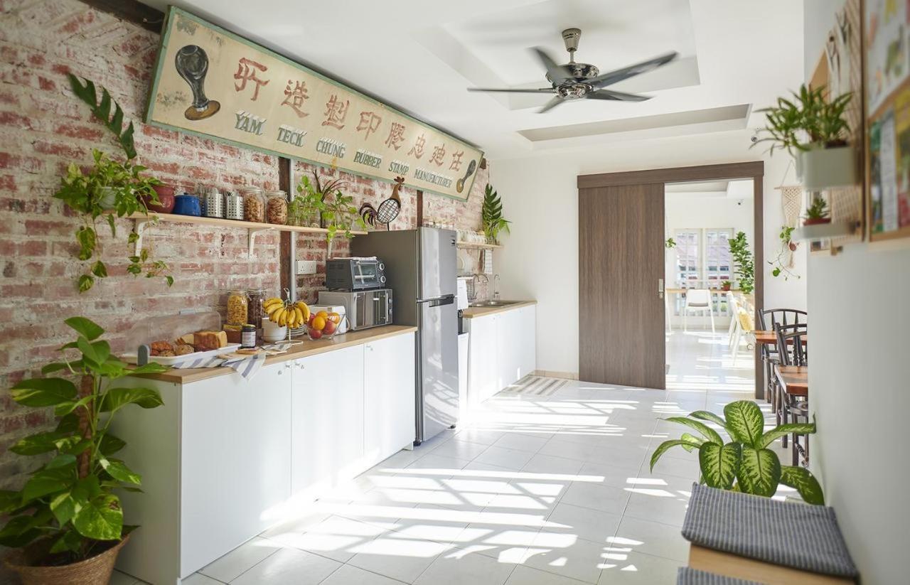 Sleepy Nomad Guesthouse Malacca ภายนอก รูปภาพ